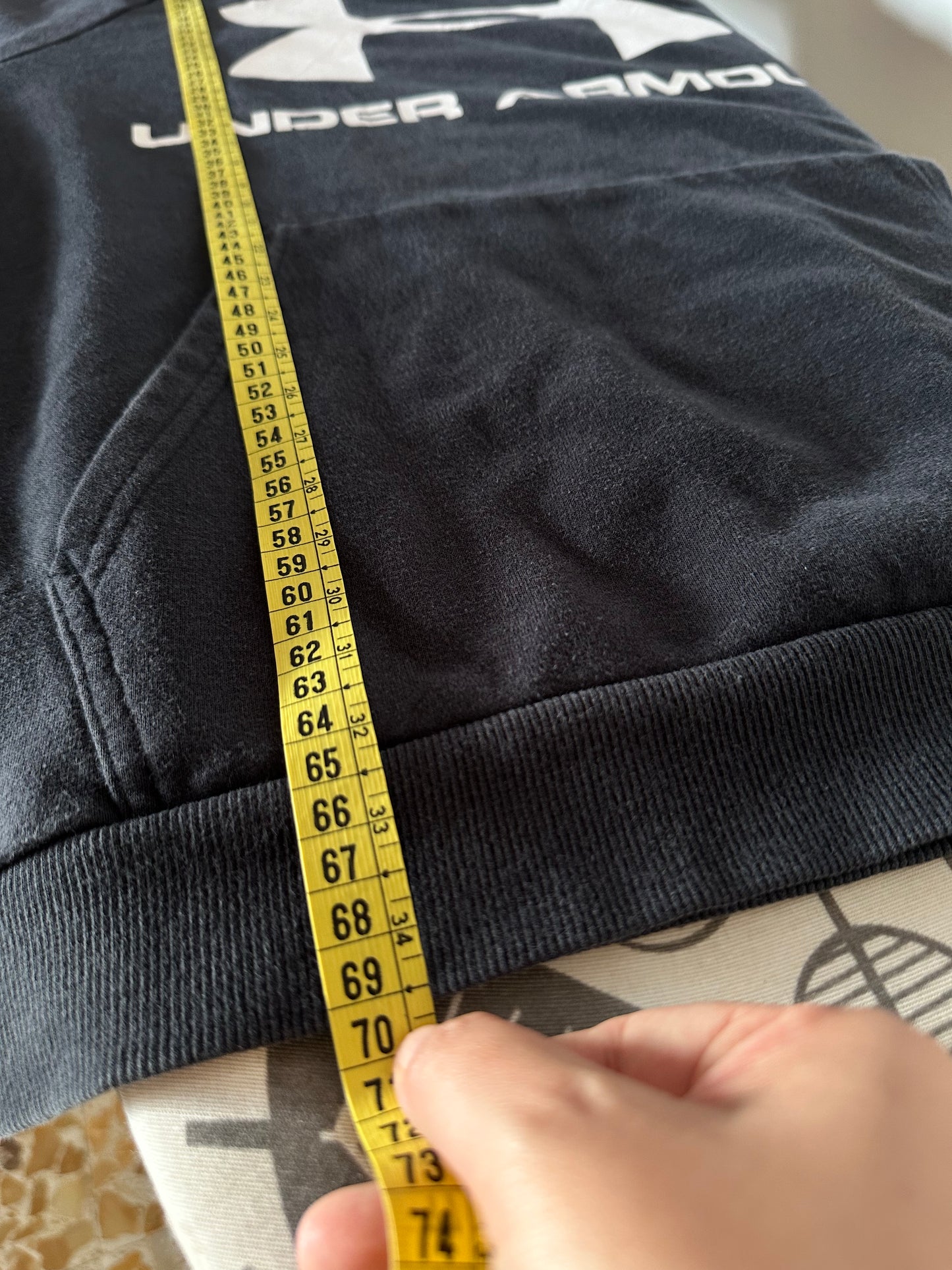 Felpa con Cappuccio Under Armour Uomo – Logo Grande – Nero – Taglia M